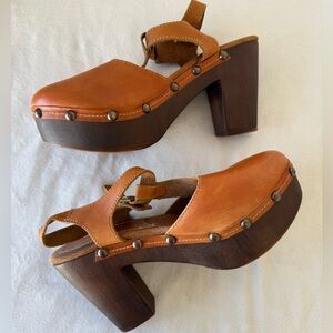 Sbicaa Vintage Collection Y2K Vintage Tan Leather Mule/Clog Heels Italy Made #10